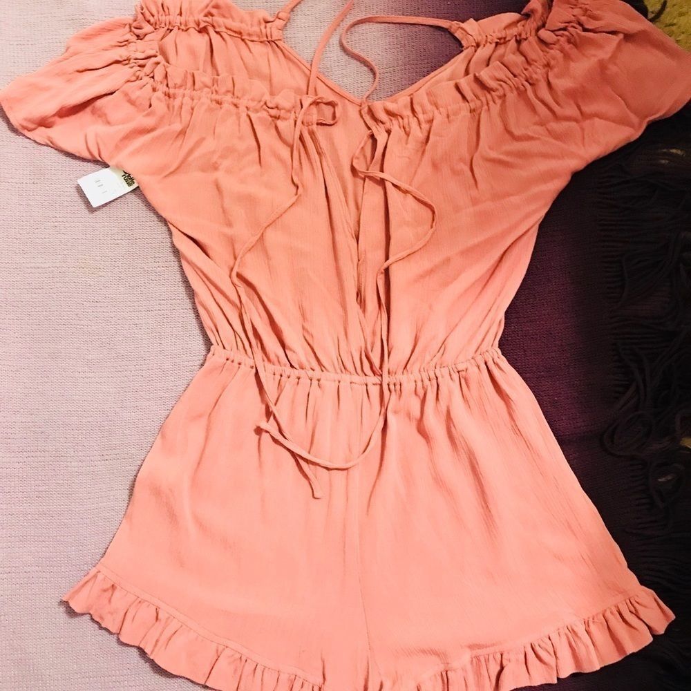 Rose Romper Size Small NWT